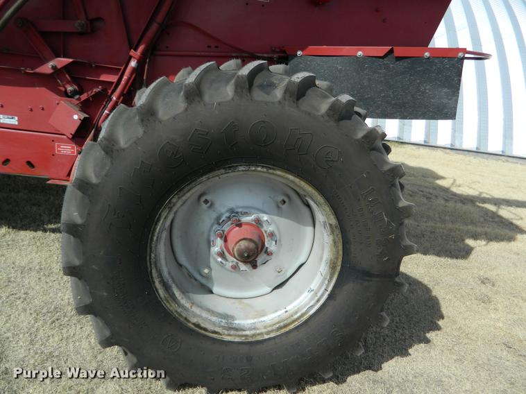image for item K2690 1992 Case IH 1680 Axial-Flow combine
