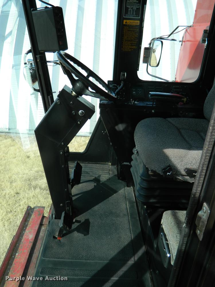 image for item K2690 1992 Case IH 1680 Axial-Flow combine