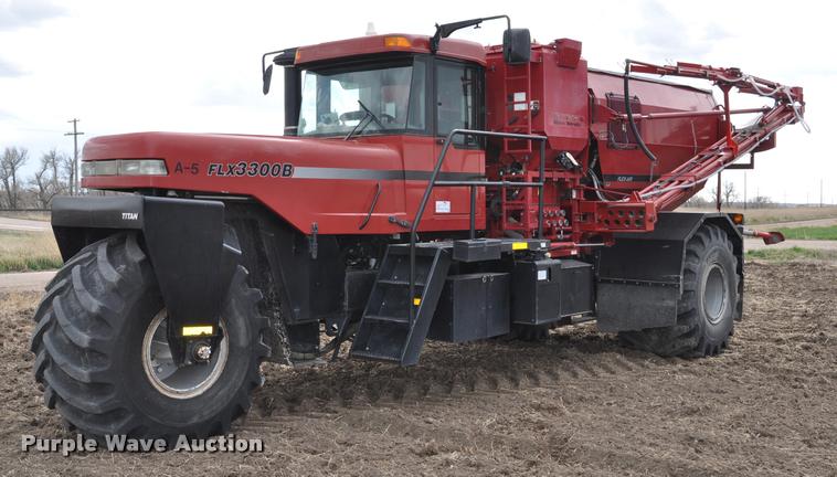 image for item K3994 2003 Case IH FLX3300B self-propelled applicator