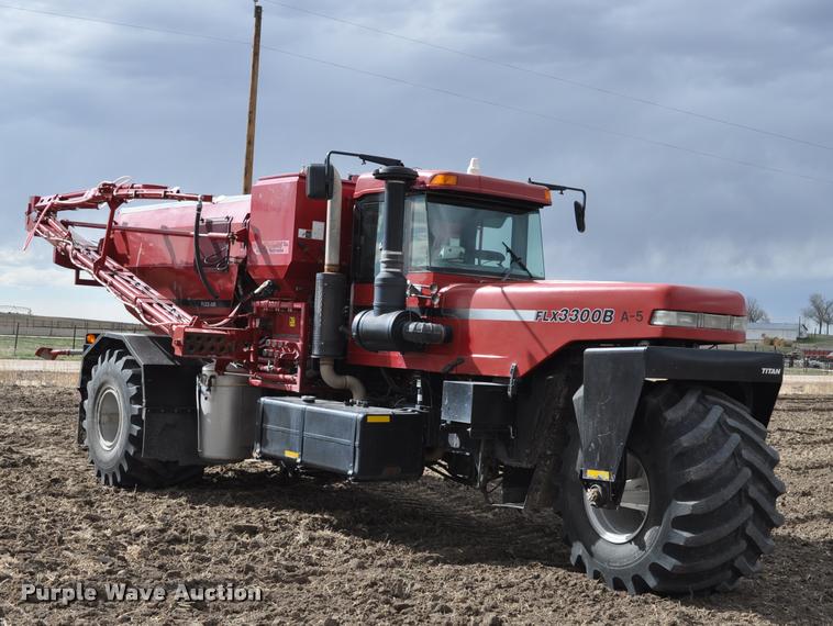 image for item K3994 2003 Case IH FLX3300B self-propelled applicator