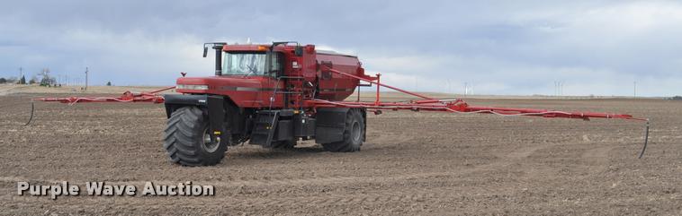 image for item K3994 2003 Case IH FLX3300B self-propelled applicator