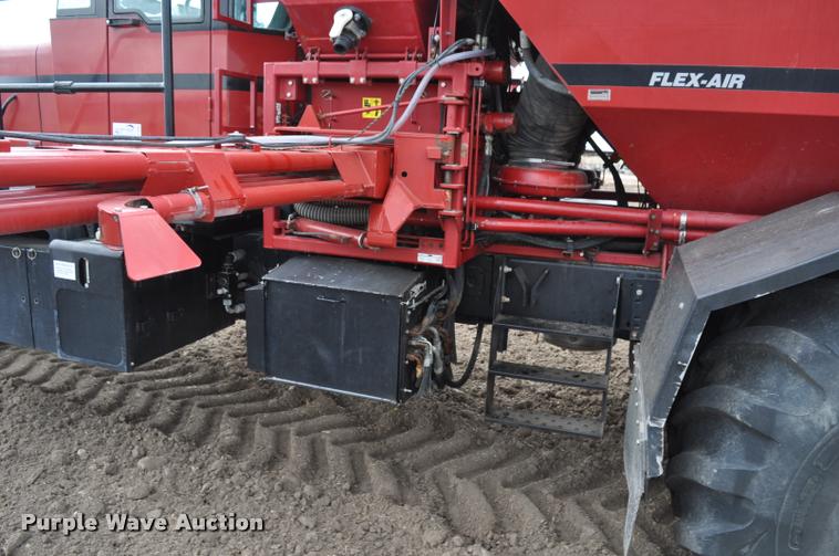 image for item K3994 2003 Case IH FLX3300B self-propelled applicator