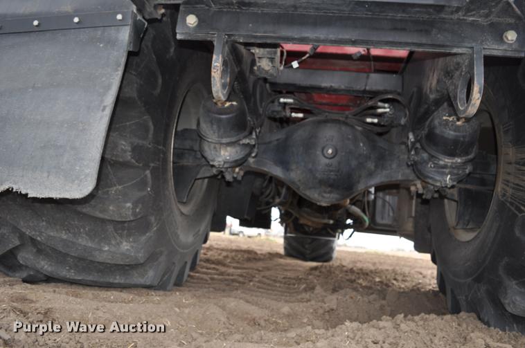 image for item K3994 2003 Case IH FLX3300B self-propelled applicator