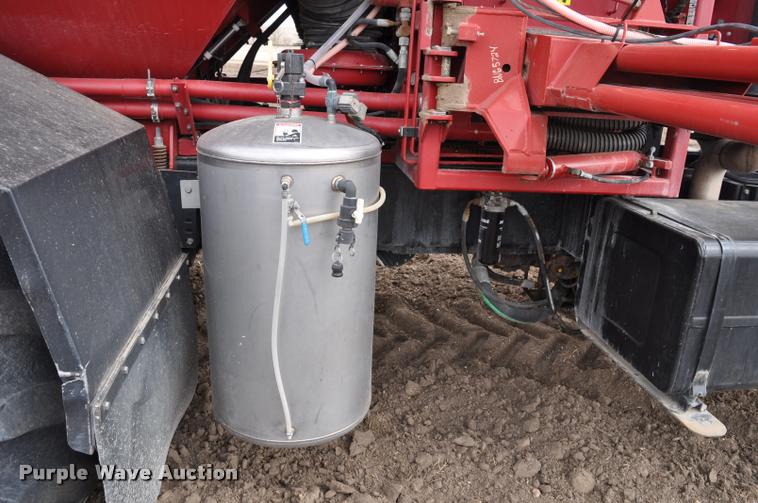 image for item K3994 2003 Case IH FLX3300B self-propelled applicator