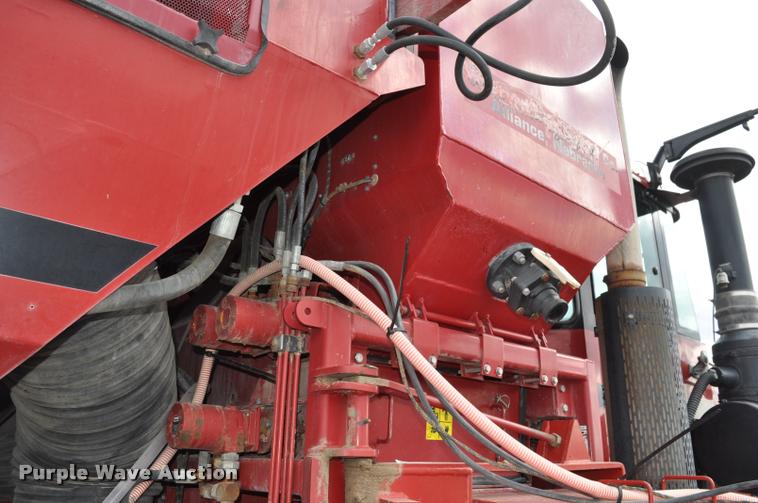 image for item K3994 2003 Case IH FLX3300B self-propelled applicator