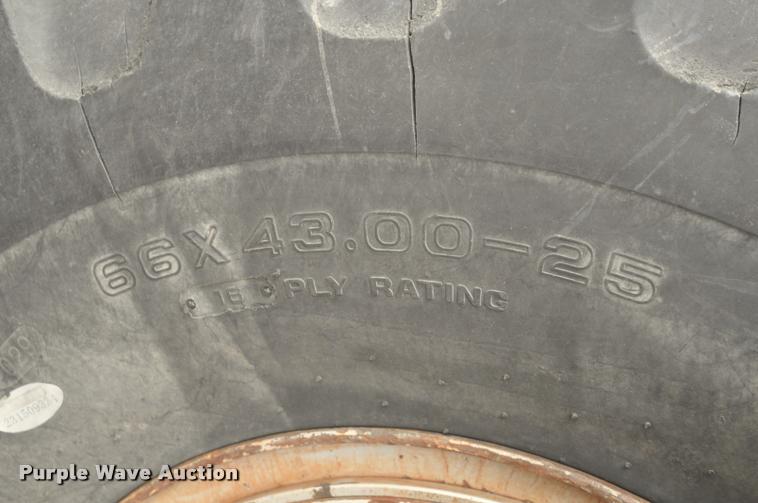 image for item K3994 2003 Case IH FLX3300B self-propelled applicator