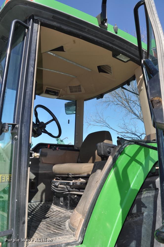 image for item K3995 1997 John Deere 8400 MFWD tractor