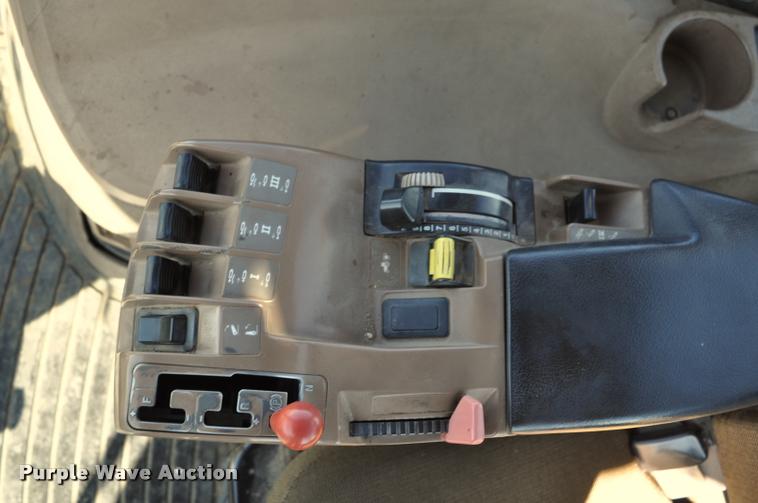 image for item K3995 1997 John Deere 8400 MFWD tractor