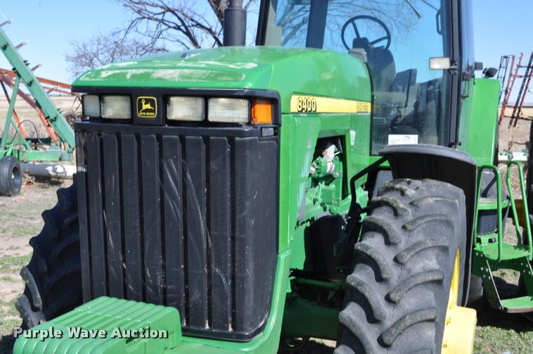 image for item K3995 1997 John Deere 8400 MFWD tractor