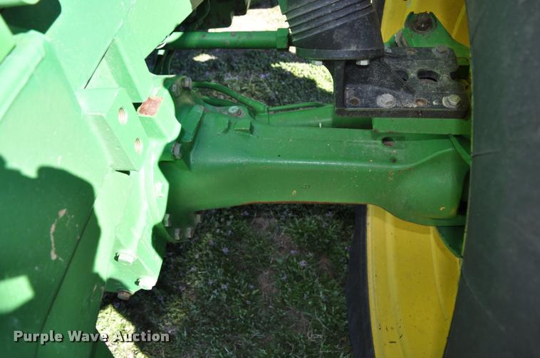 image for item K3995 1997 John Deere 8400 MFWD tractor