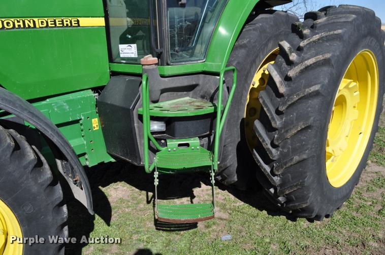 image for item K3995 1997 John Deere 8400 MFWD tractor