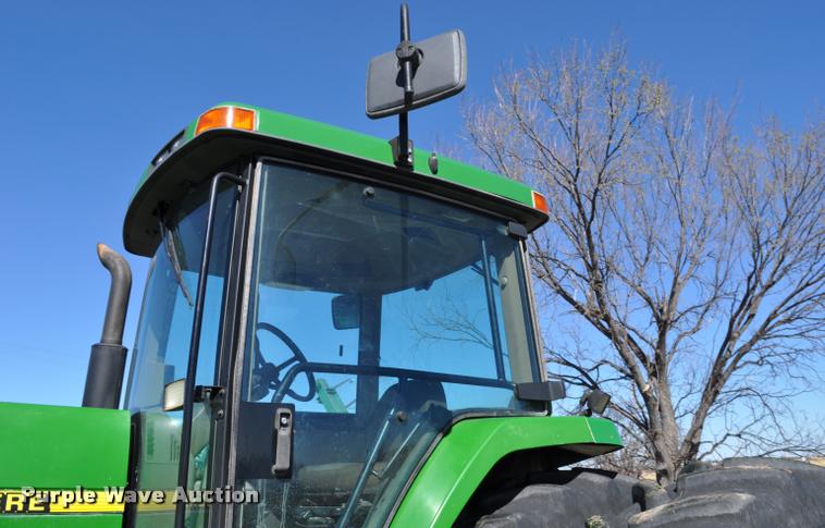 image for item K3995 1997 John Deere 8400 MFWD tractor