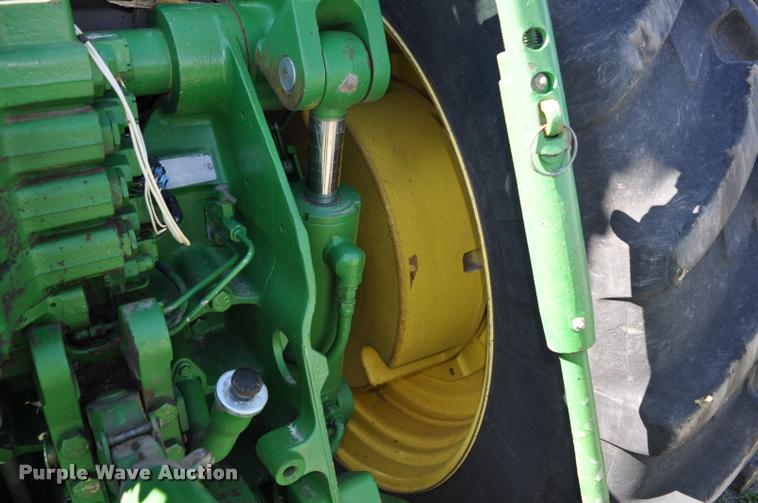 image for item K3995 1997 John Deere 8400 MFWD tractor