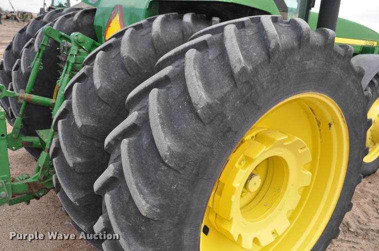 image for item K3995 1997 John Deere 8400 MFWD tractor