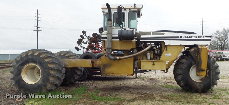image for item K7683 1998 Ag-Chem TerraGator 1803 self-propelled applicator chassis