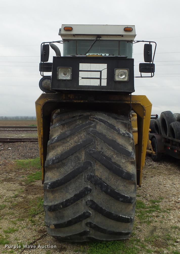 image for item K7683 1998 Ag-Chem TerraGator 1803 self-propelled applicator chassis