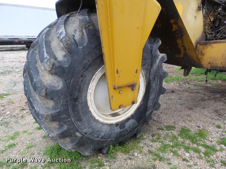 image for item K7683 1998 Ag-Chem TerraGator 1803 self-propelled applicator chassis