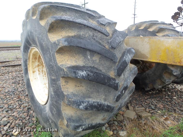image for item K7683 1998 Ag-Chem TerraGator 1803 self-propelled applicator chassis