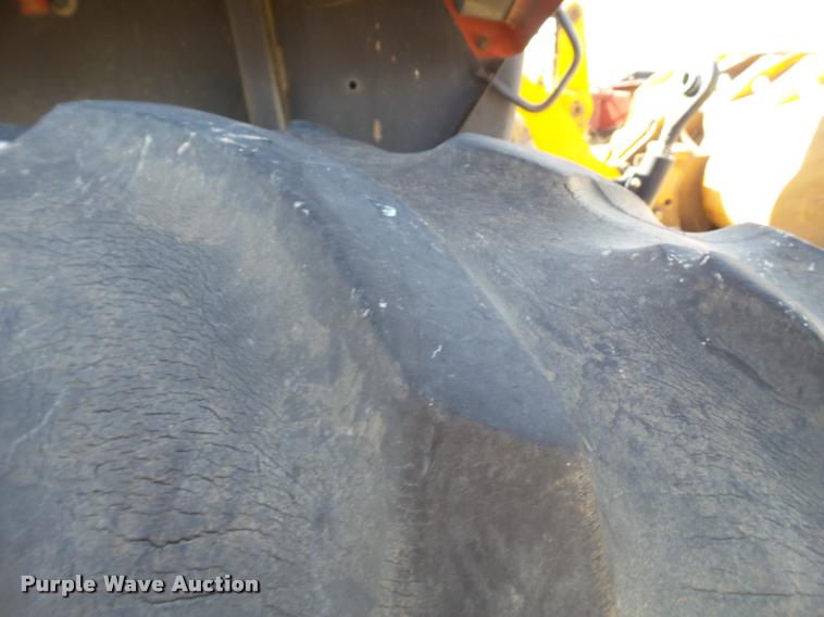 image for item L1542 1981 International 5288 tractor