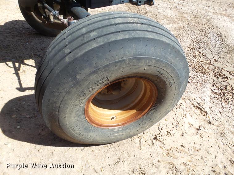 image for item L1542 1981 International 5288 tractor