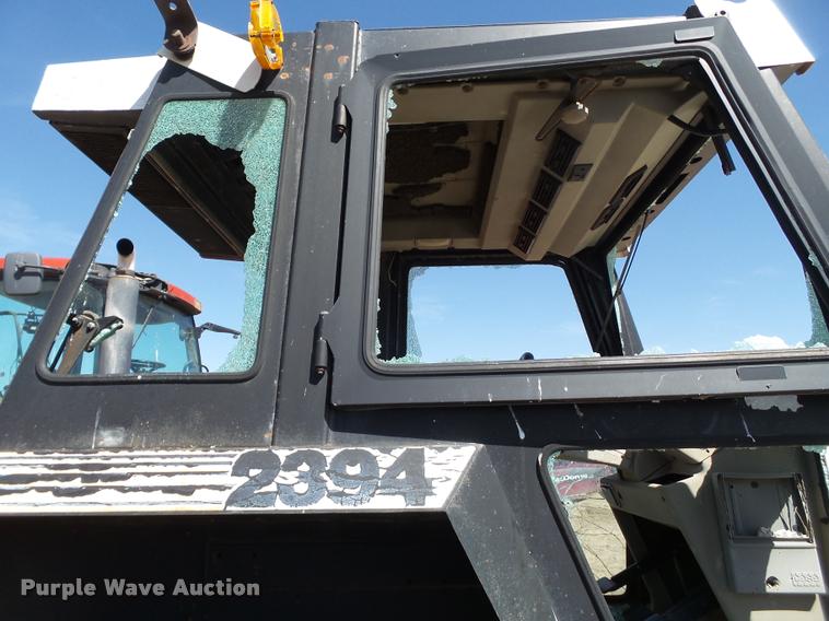 image for item L1543 1983 Case 2394 tractor