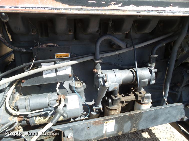 image for item L1543 1983 Case 2394 tractor