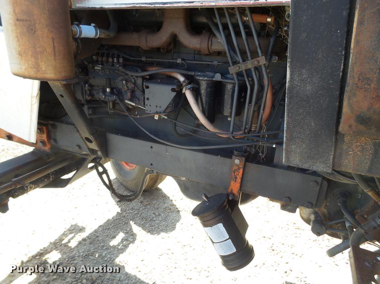 image for item L1543 1983 Case 2394 tractor