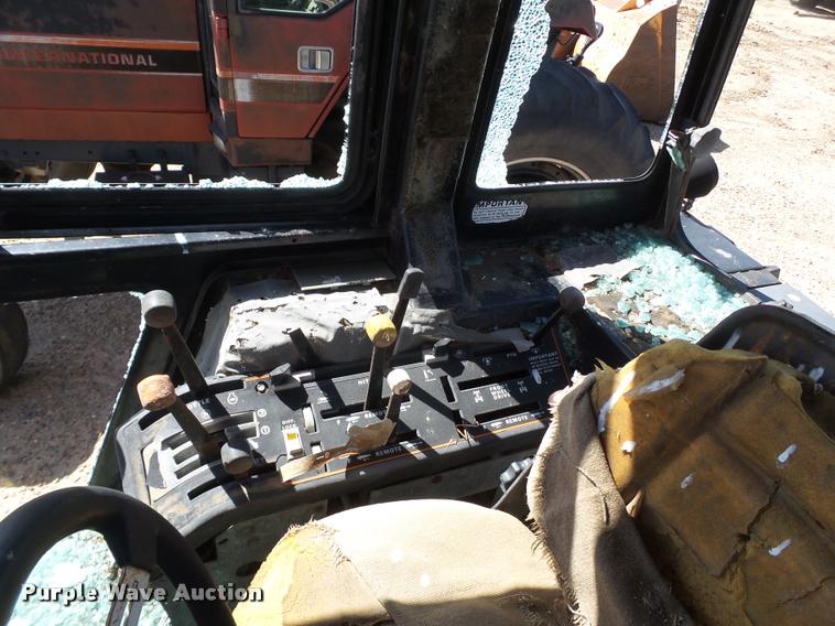 image for item L1543 1983 Case 2394 tractor