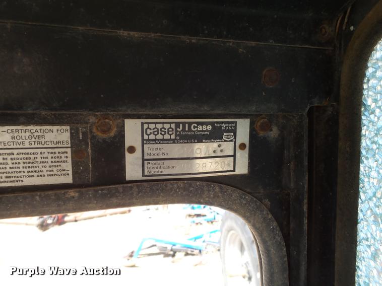 image for item L1543 1983 Case 2394 tractor