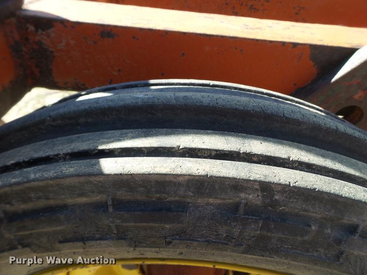 image for item L1544 Sweep/chisel plow