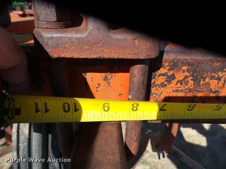 image for item L1544 Sweep/chisel plow