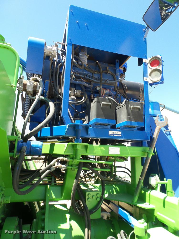 image for item L1546 2001 Ag Bagger MB10012 HyPac silage bagger