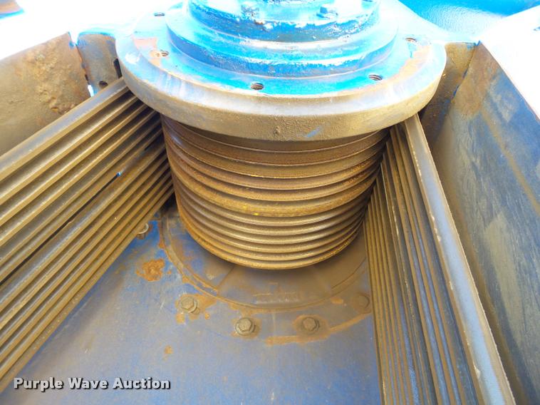 image for item L1546 2001 Ag Bagger MB10012 HyPac silage bagger