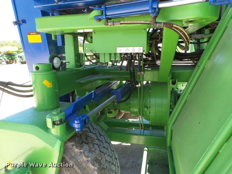 image for item L1546 2001 Ag Bagger MB10012 HyPac silage bagger