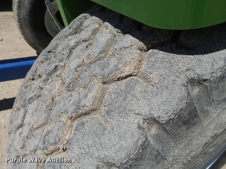 image for item L1546 2001 Ag Bagger MB10012 HyPac silage bagger