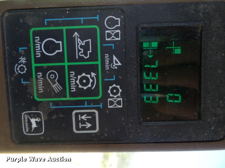 image for item L1546 2001 Ag Bagger MB10012 HyPac silage bagger