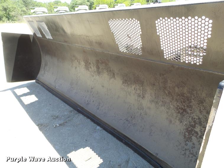 image for item L1547 Grouser 6200 blade