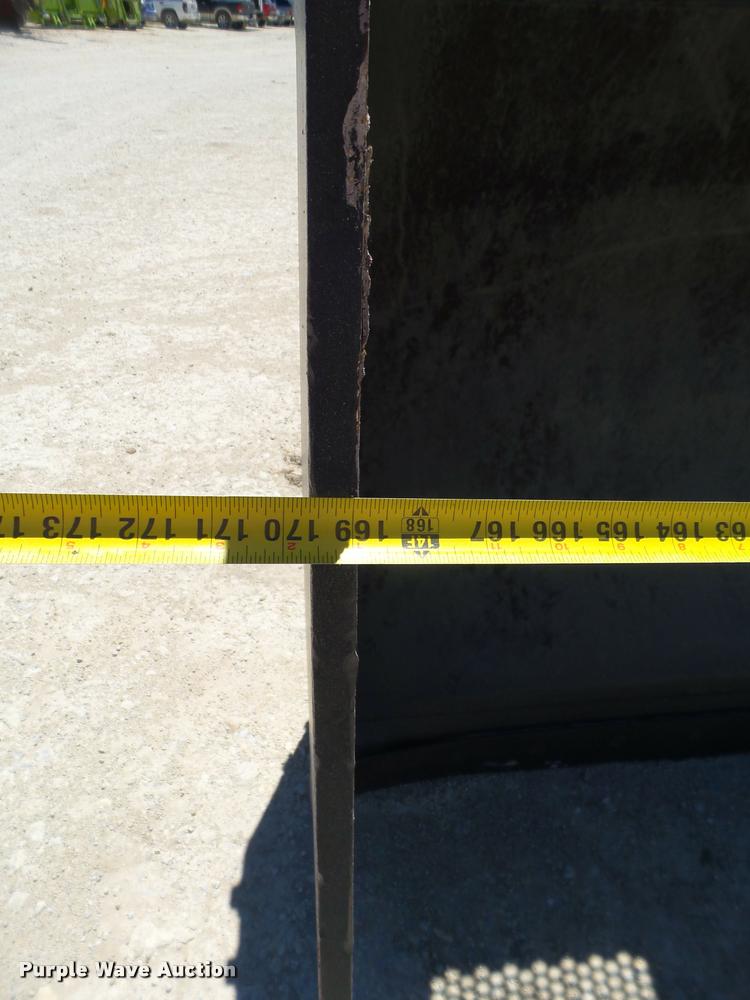 image for item L1547 Grouser 6200 blade