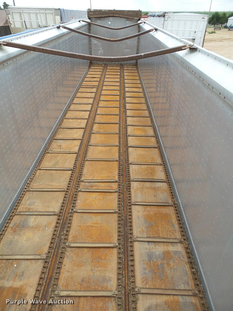 image for item L1553 2002 Imco silage trailer