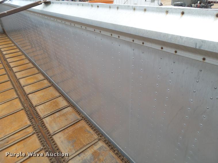 image for item L1553 2002 Imco silage trailer