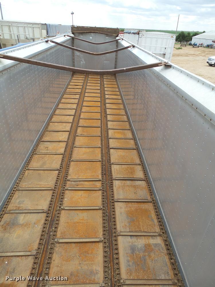 image for item L1553 2002 Imco silage trailer