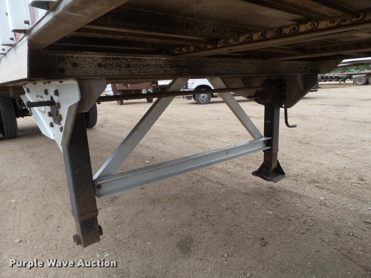 image for item L1554 2008 Imco silage trailer