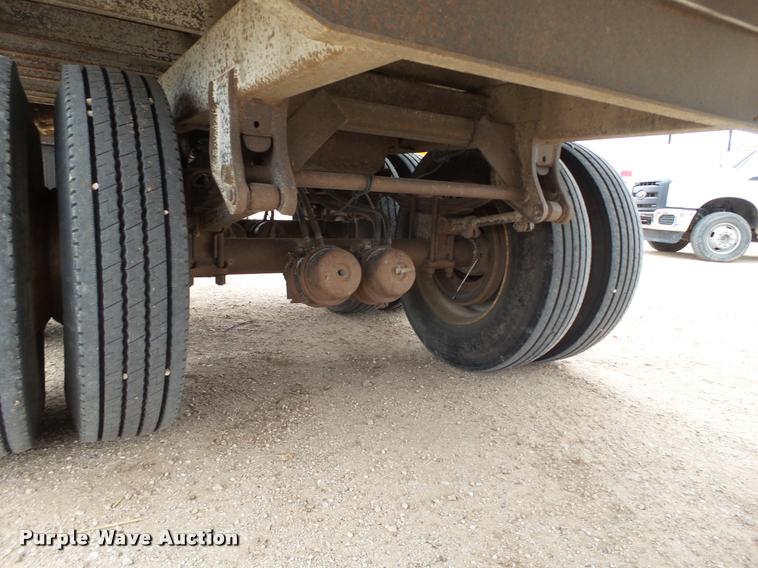 image for item L1554 2008 Imco silage trailer