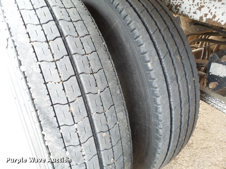 image for item L1554 2008 Imco silage trailer