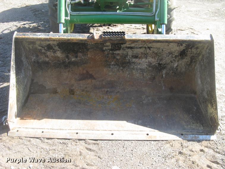 image for item L3996 2012 John Deere 5065E MFWD tractor