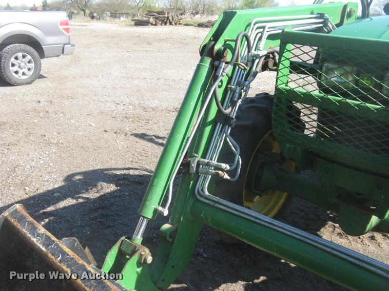 image for item L3996 2012 John Deere 5065E MFWD tractor