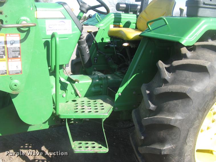 image for item L3996 2012 John Deere 5065E MFWD tractor