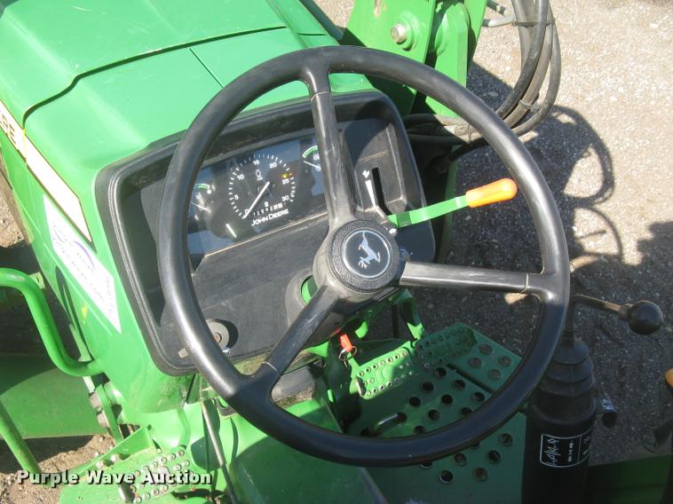 image for item L3996 2012 John Deere 5065E MFWD tractor