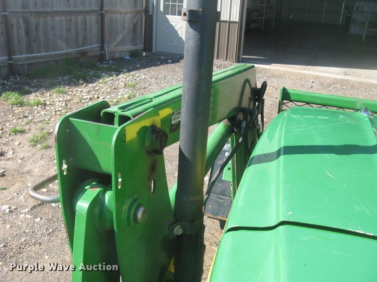 image for item L3996 2012 John Deere 5065E MFWD tractor
