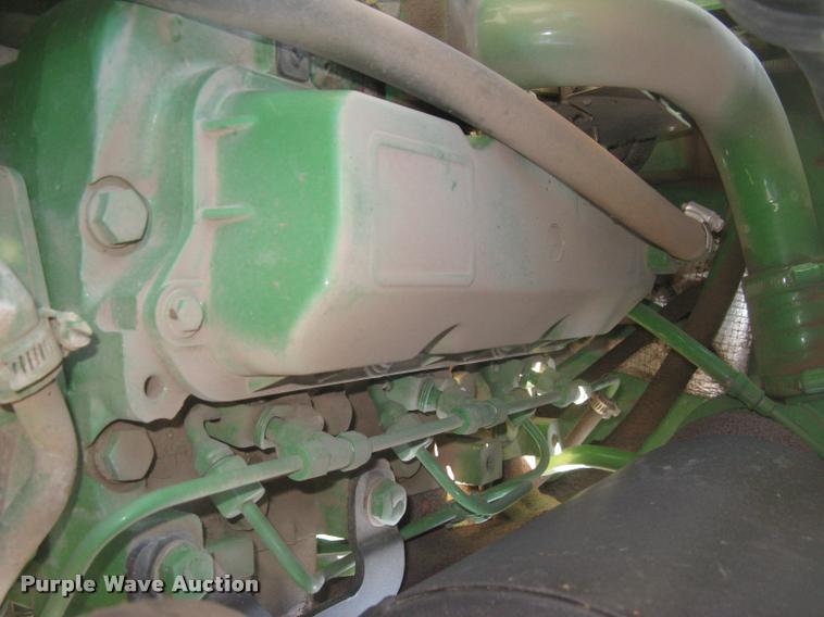 image for item L3996 2012 John Deere 5065E MFWD tractor